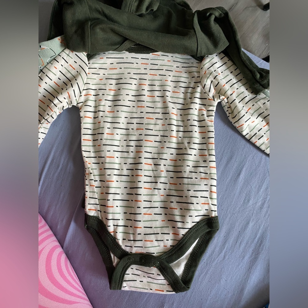 CHICKPEA BABY BODYSUITS 3PC  3-6 MONTHS